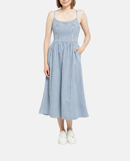 Imagen 0 de Vestido vaquero midi de tirantes