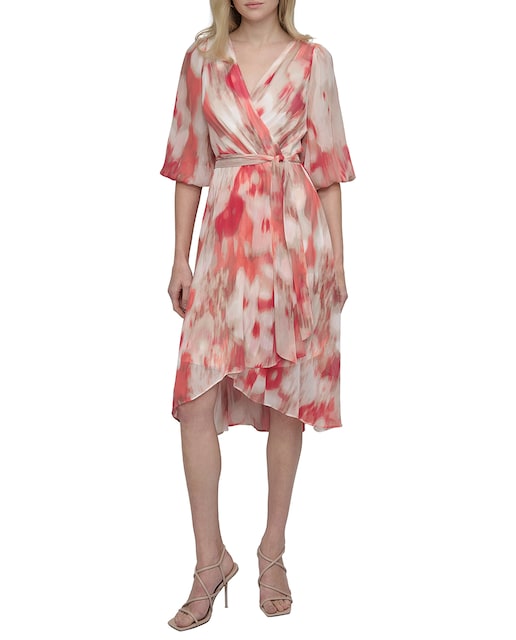 Imagen 0 de Vestido de estampado floral con manga tres cuartos