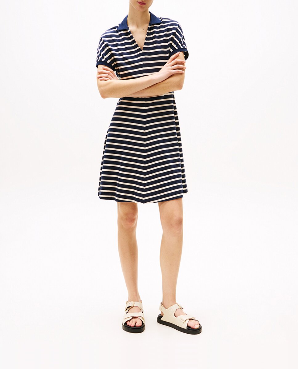 Imagen 0 de Vestido corto polo de manga corta