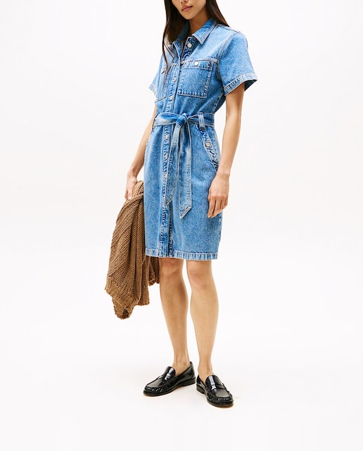 Imagen 0 de Vestido corto vaquero con cinturón