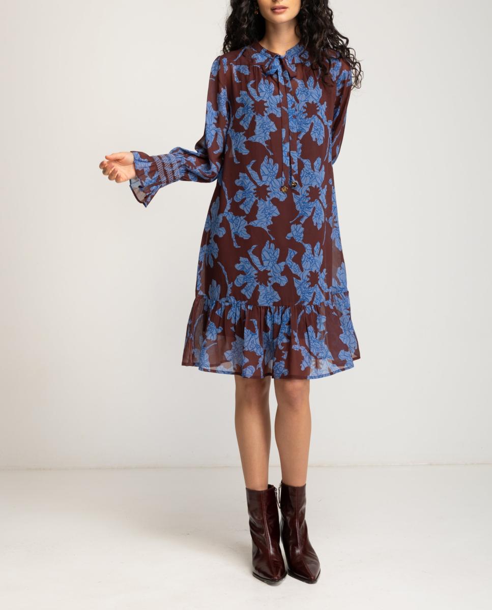 Imagen 0 de Vestido corto  con estampado de flores  de mujer