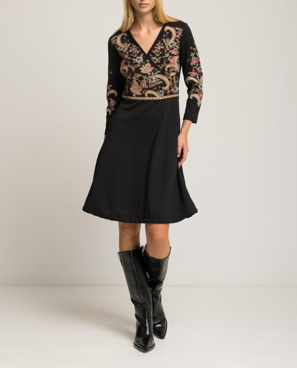 Imagen 0 de Vestido corto con manga 3/4 de mujer