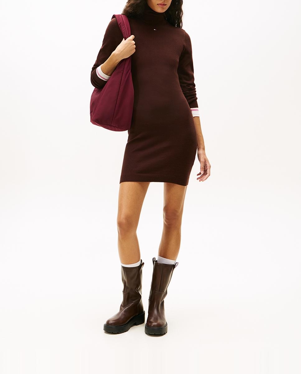 Imagen 0 de Vestido de mujer de punto y cuello alto