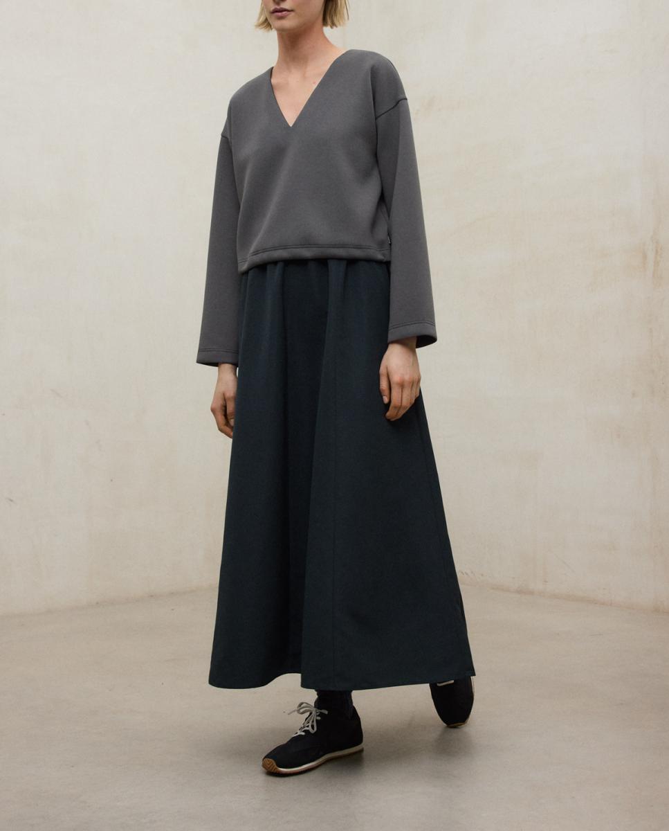 Imagen 0 de Vestido mujer de corte relajado y cuello en v