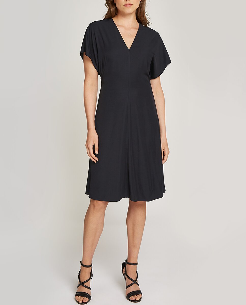 Imagen 0 de Vestido midi de sarga cuello pico