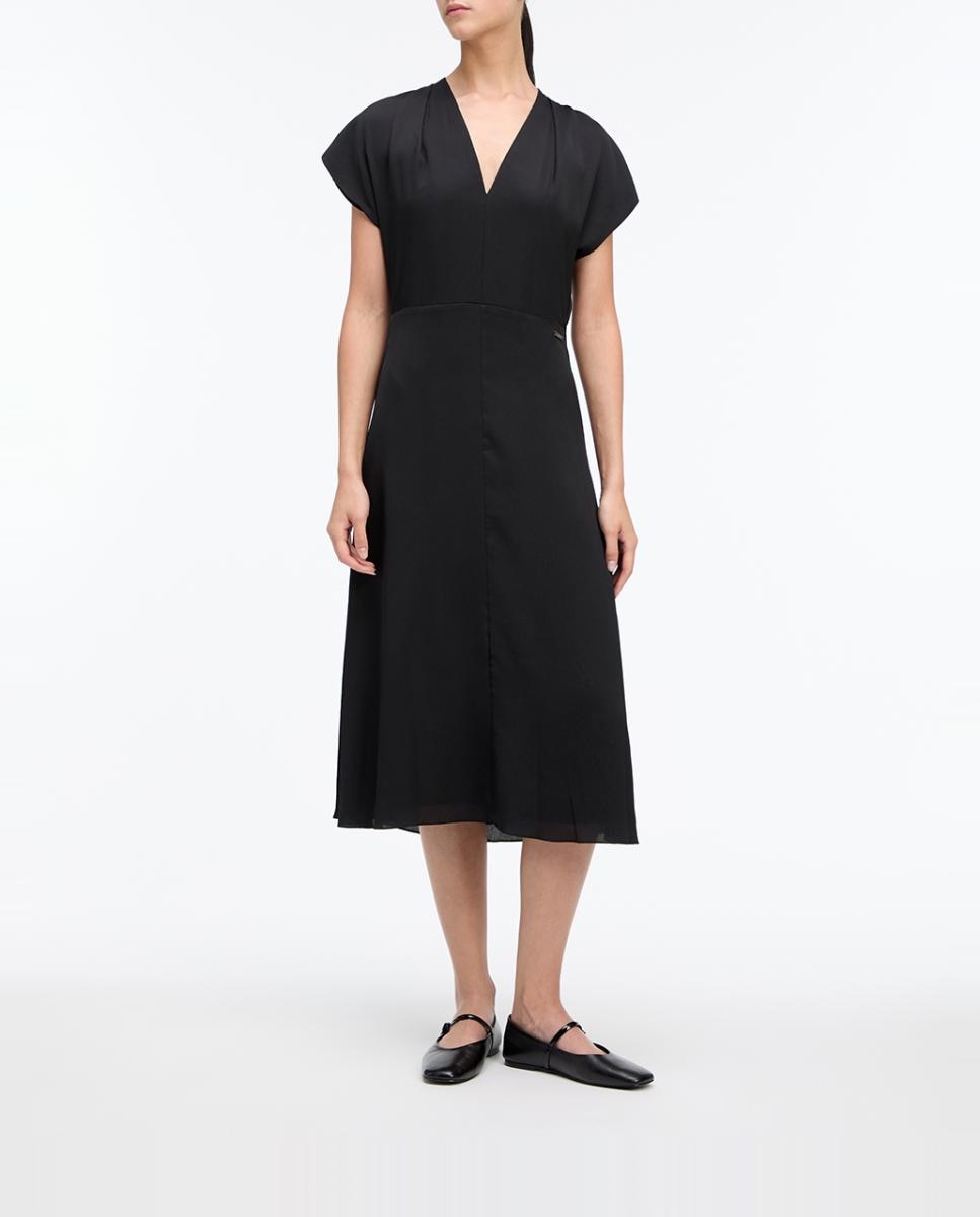 Imagen 0 de Vestido satinado de manga corta