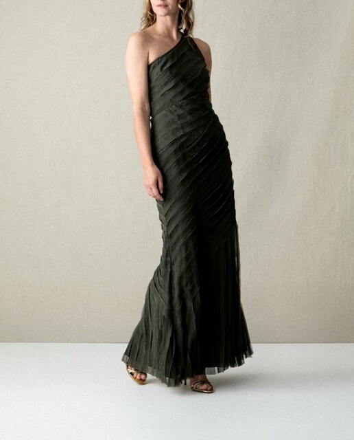 Imagen 0 de Vestido largo tablas un hombro