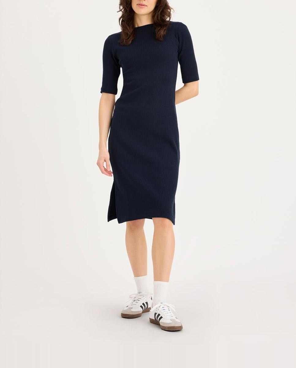 Imagen 0 de Vestido largo con tejido de canalé y media manga
