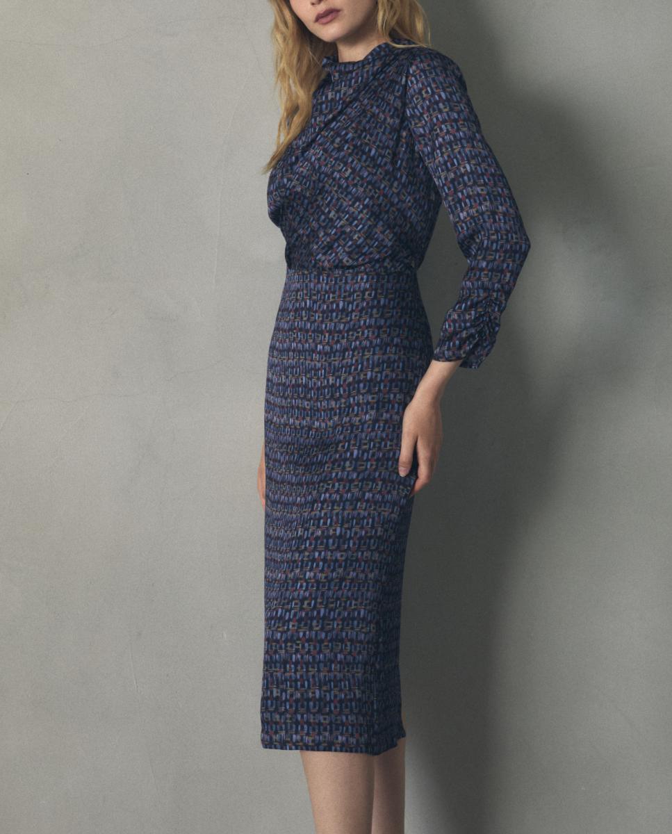 Imagen 0 de Vestido de mujer estampado y manga larga