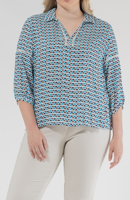 Imagen 0 de Blusa de mujer estampada cuello solapa y manga tres cuartos