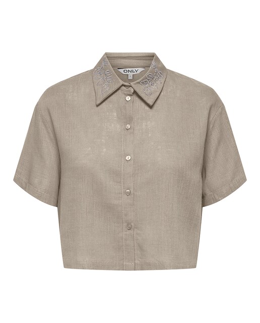 Imagen 0 de Camisa de mujer corta con detalle en el cuello