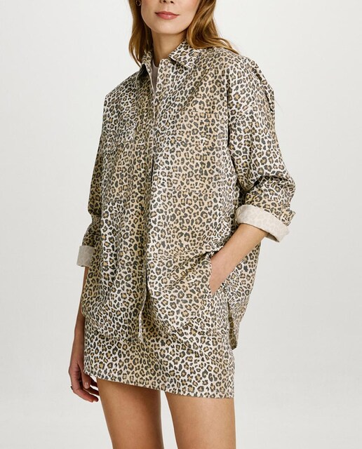 Imagen 0 de Camisa animal print de mujer