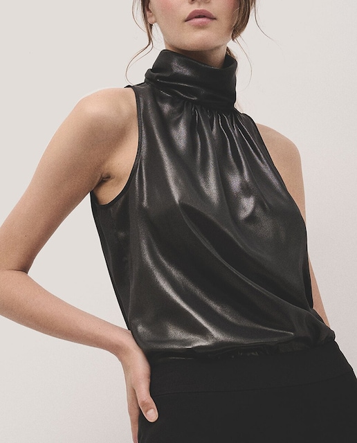 Imagen 0 de Top de mujer cuello halter lamé