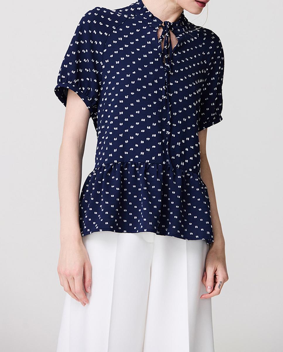 Imagen 0 de Camisa de mujer con lazo y mangas raglán