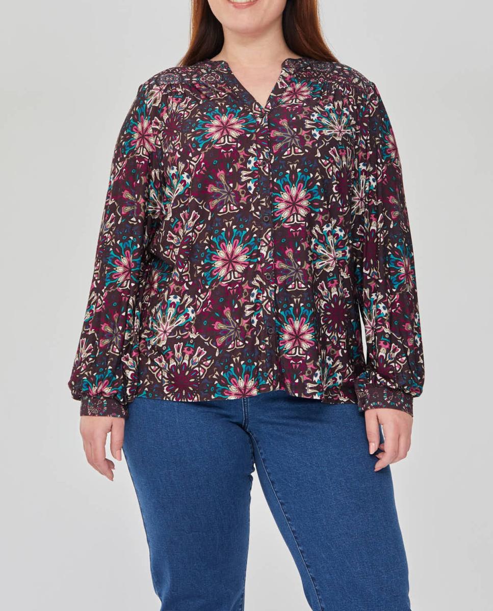 Imagen 0 de Blusa con escote pico y canesu