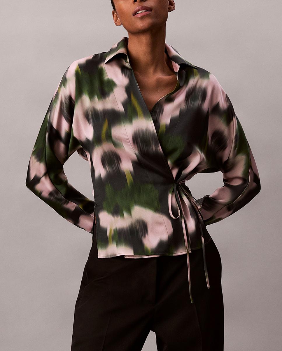 Imagen 0 de Camisa satinada de mujer