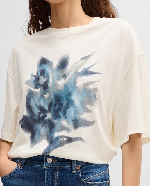 Imagen 0 de Camiseta cuello caja manga corta tipo boyfriend