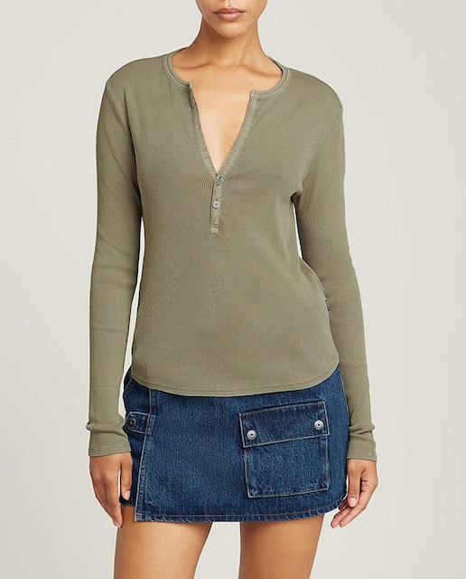 Imagen 0 de Top Deep V-Neck de mujer