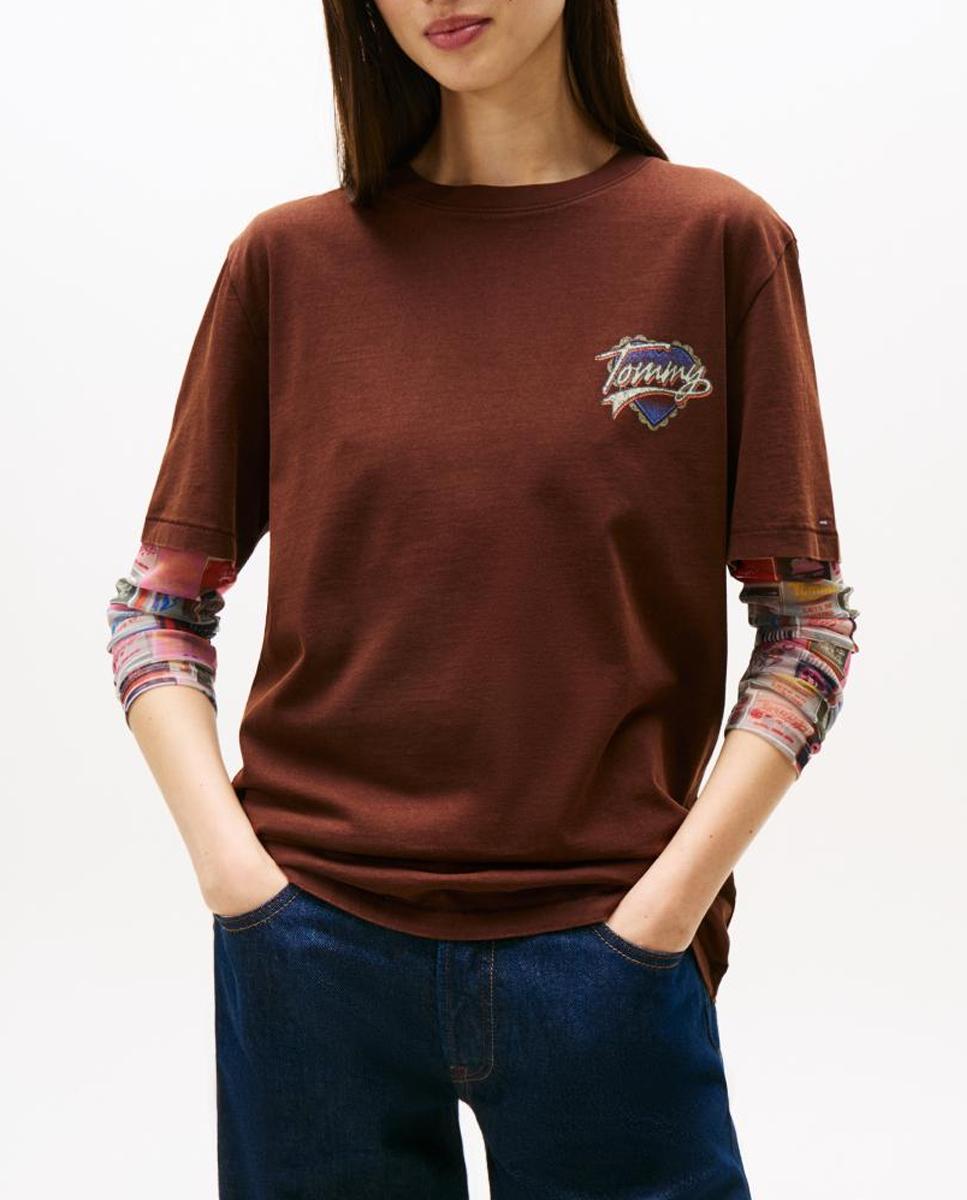 Imagen 0 de Camiseta de mujer relaxed fit con espalda estampada