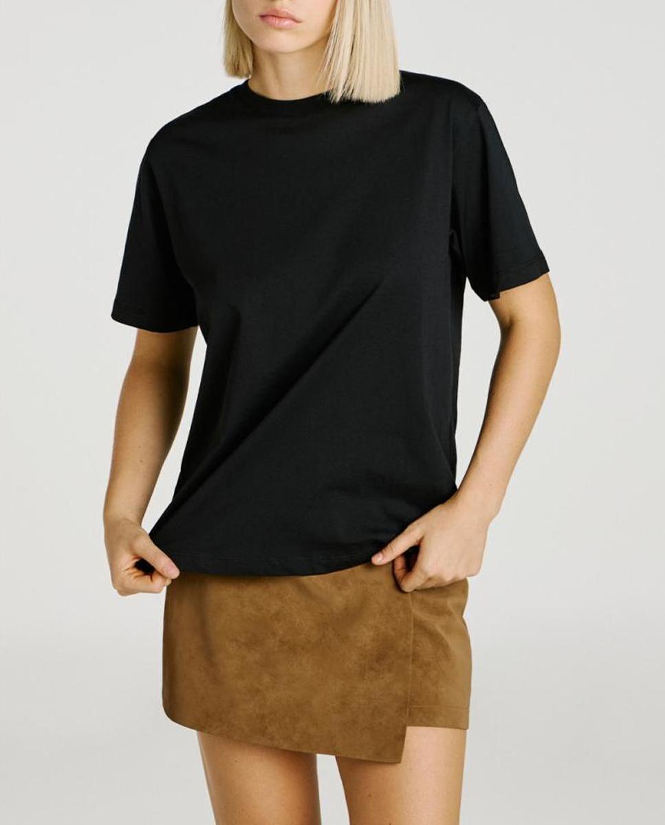Imagen 0 de Camiseta de mujer detalle flecos