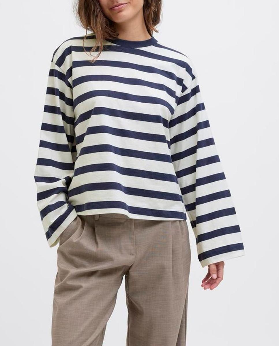Imagen 0 de Camiseta de mujer rayas oversize