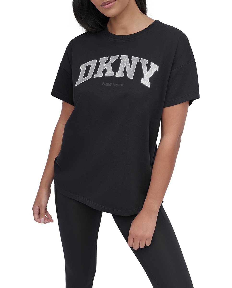 Imagen 0 de Camiseta de mujer manga corta con cuello redondo.