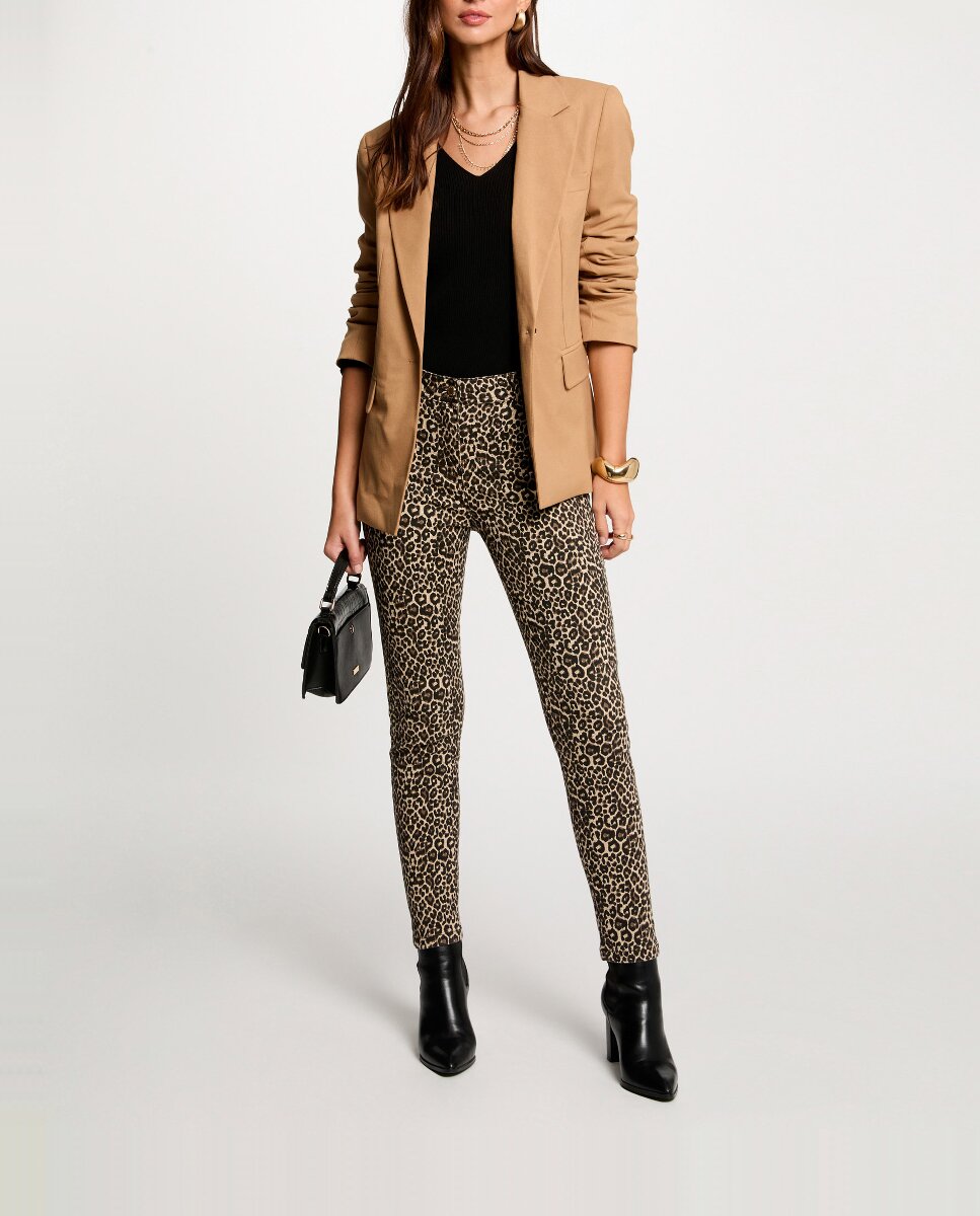 Imagen 0 de Pantalón de mujer slim estampado