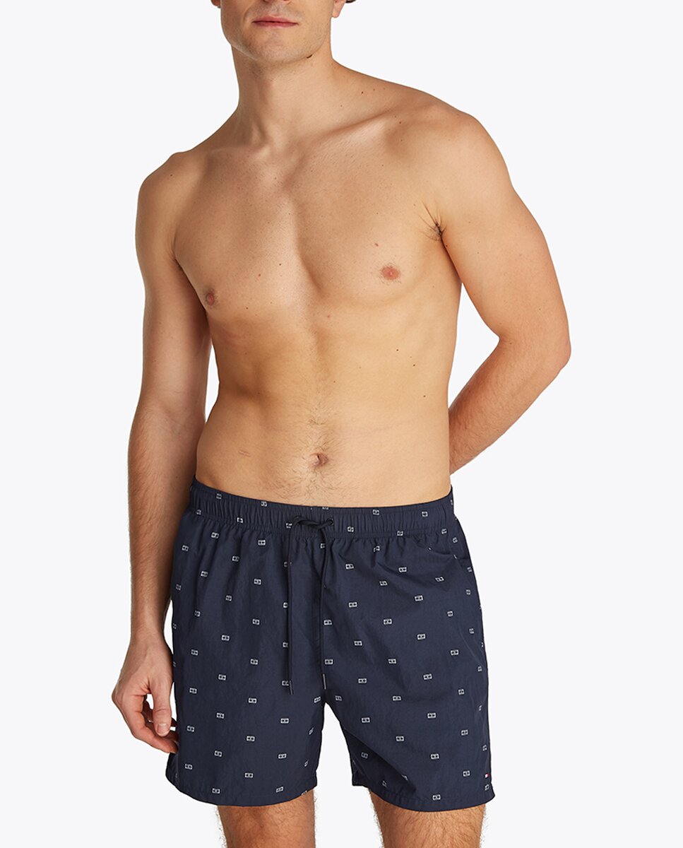 Imagen 0 de Bañador de hombre con dos bolsillos lateriales y cintura ajustable