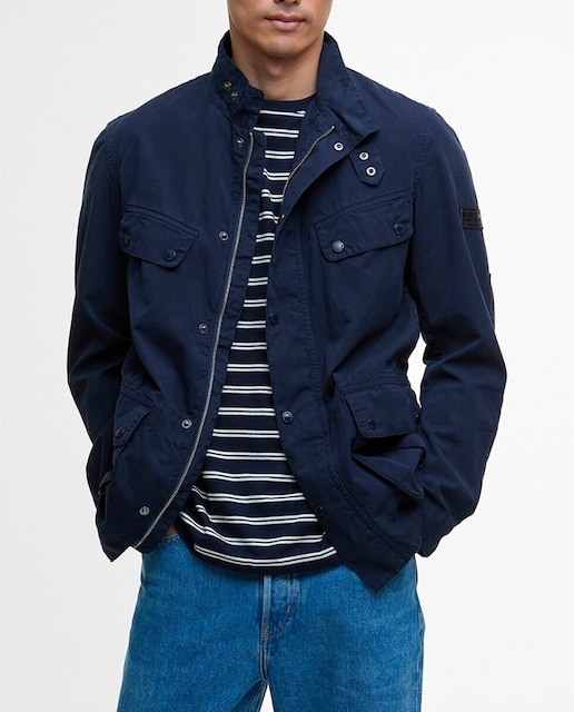 Imagen 0 de Chaqueta de hombre de algodón teñido con bolsillos