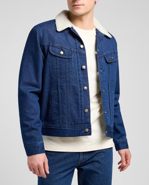 Imagen 0 de Cazadora de hombre con bolsillos en el pecho