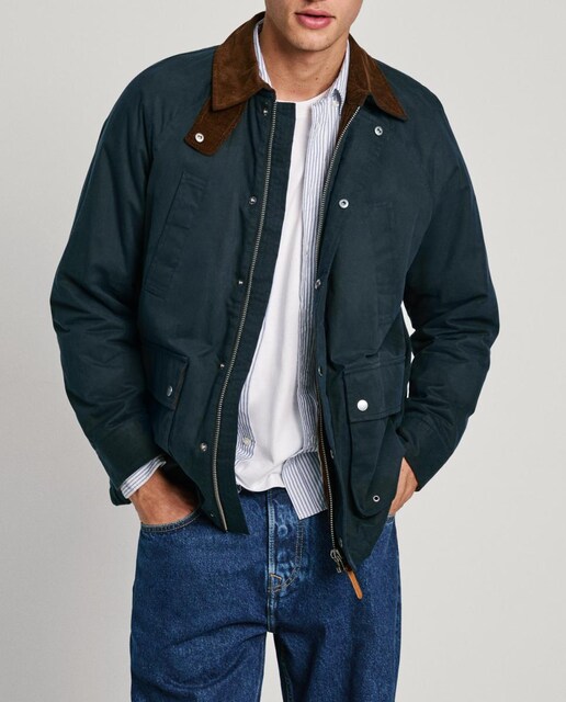 Imagen 0 de Chaqueta de hombre con cuello y puños de pana