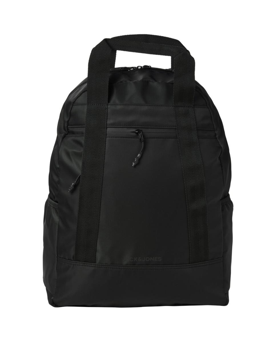 Imagen 0 de Mochila en negro con cremallera y bolsillo frontal