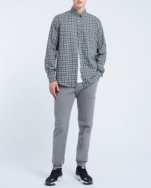 Imagen 0 de Pantalón cargo de hombre