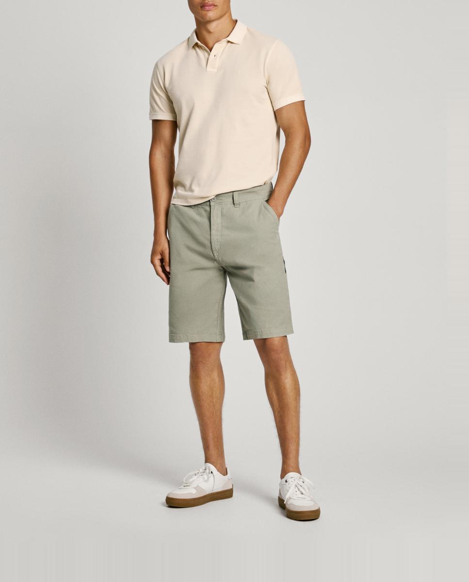 Imagen 0 de Pantalón corto de hombre de corte recto y holgado