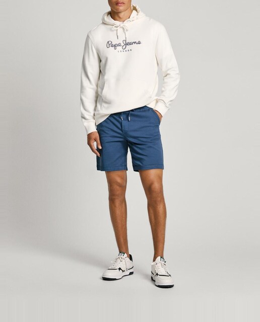 Imagen 0 de Pantalón corto de hombre estilo chino y corte holgado