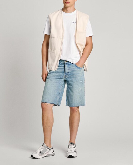 Imagen 0 de Pantalón corto de hombre de corte recto y holgado