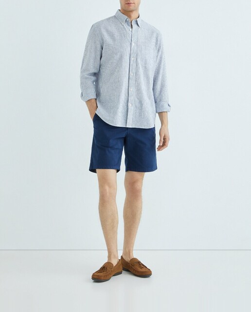 Imagen 0 de Bermuda de hombre tipo chino corte regular