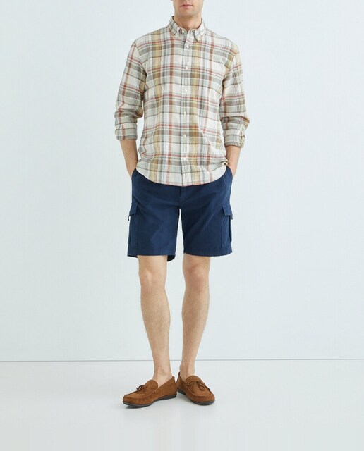 Imagen 0 de Bermuda de hombre tipo chino corte slim