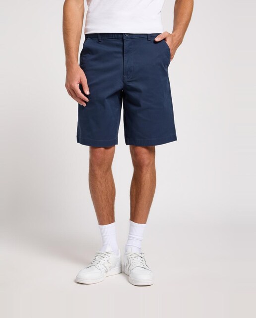 Imagen 0 de Pantalón corto chino de hombre