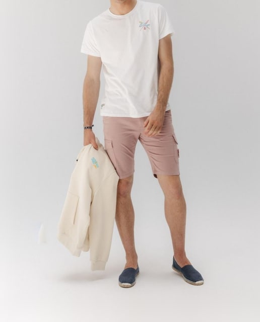 Imagen 0 de Bermuda de hombre patch cargo