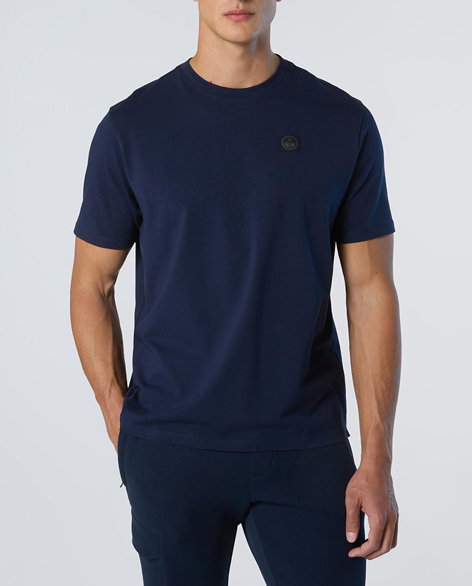 Imagen 0 de Camiseta stretch con manga corta y parche cuadrado en el pecho.
