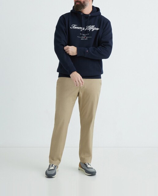 Imagen 0 de Sudadera con capucha y detalle bordado frontal tallas grandes