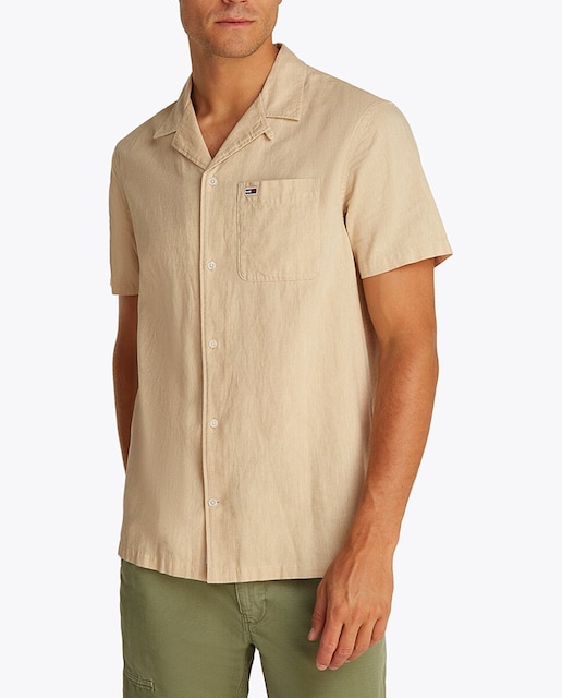 Imagen 0 de Camisa de hombre de manga corta y fit regular