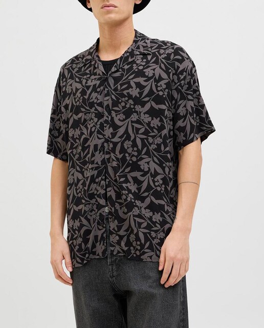 Imagen 0 de Camisa de mangas cortas con estampado de hombre