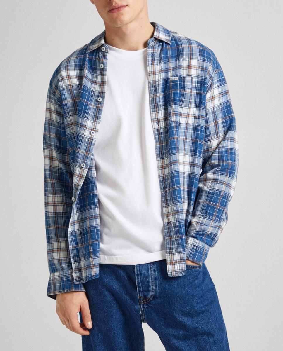 Imagen 0 de Camisa de hombre regular fit con estampado de cuadros
