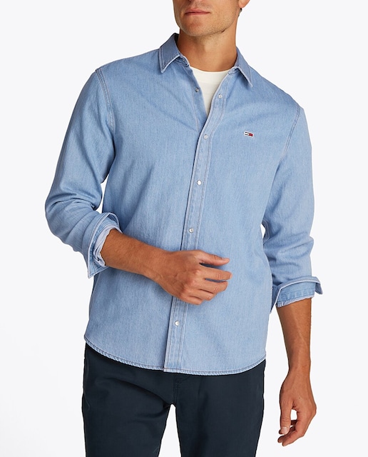 Imagen 0 de Camisa vaquera de hombre con botones automáticos y fit regular