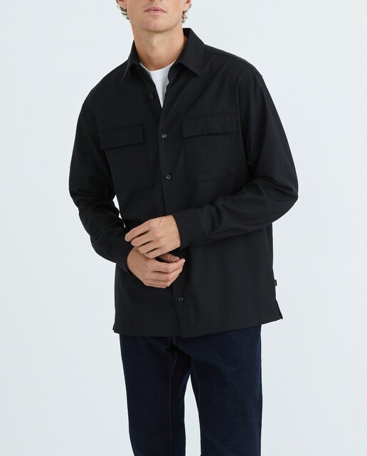 Imagen 0 de Sobrecamisa de hombre dos bolsillos pecho