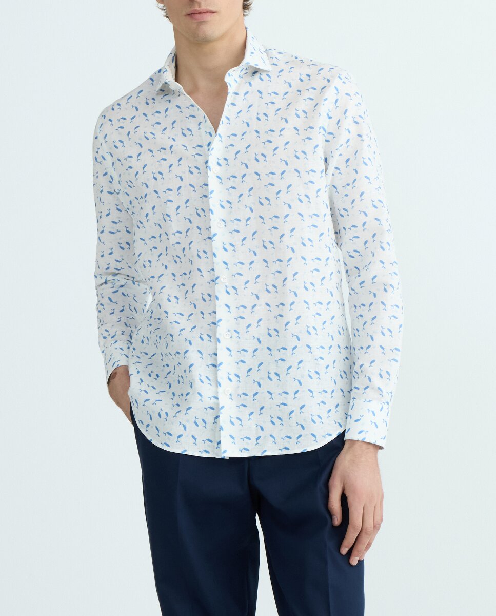 Imagen 0 de Camisa de hombre regular con estampado de ballenas en lino algodón