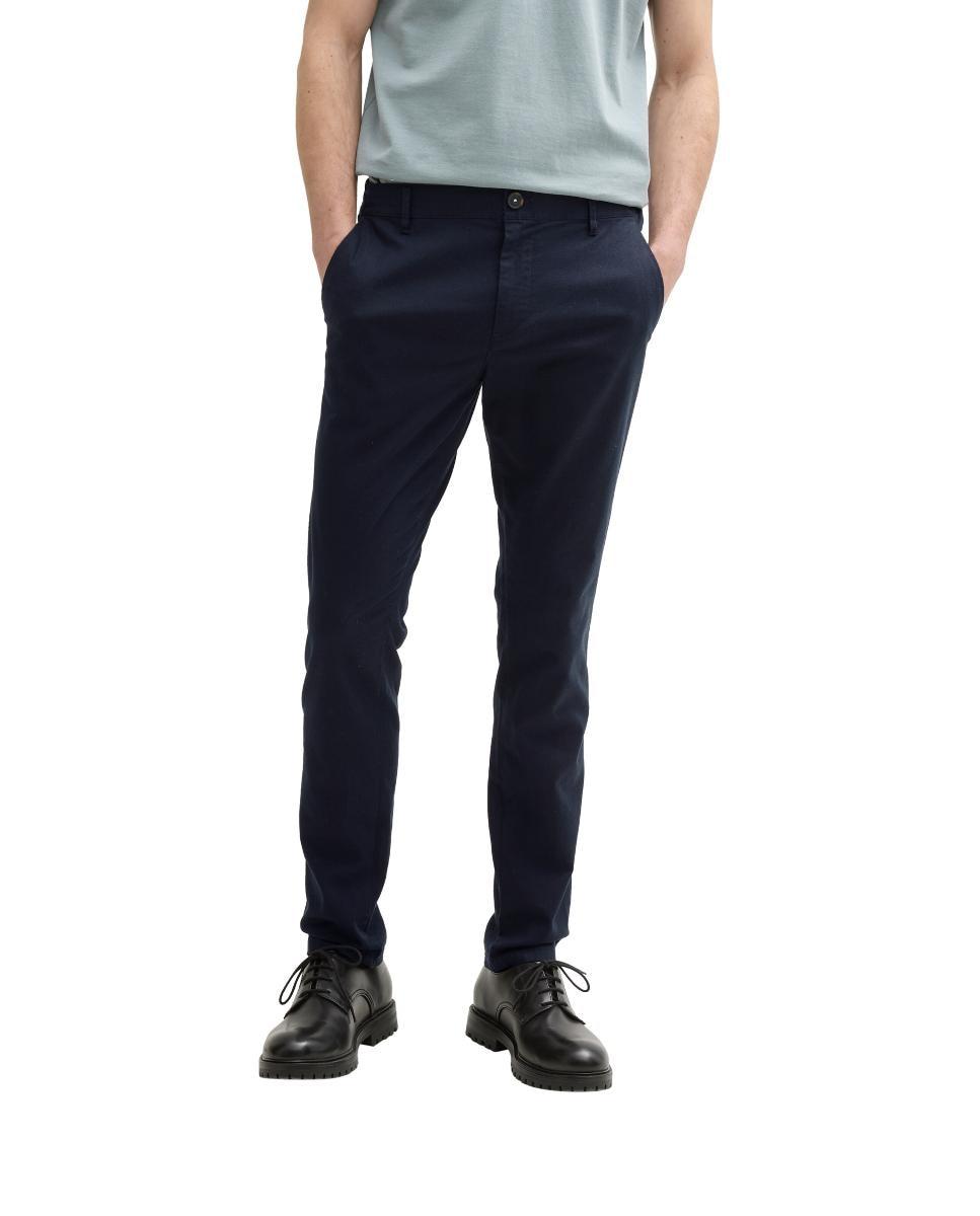 Imagen 0 de Pantalón de hombre estilo slim chino