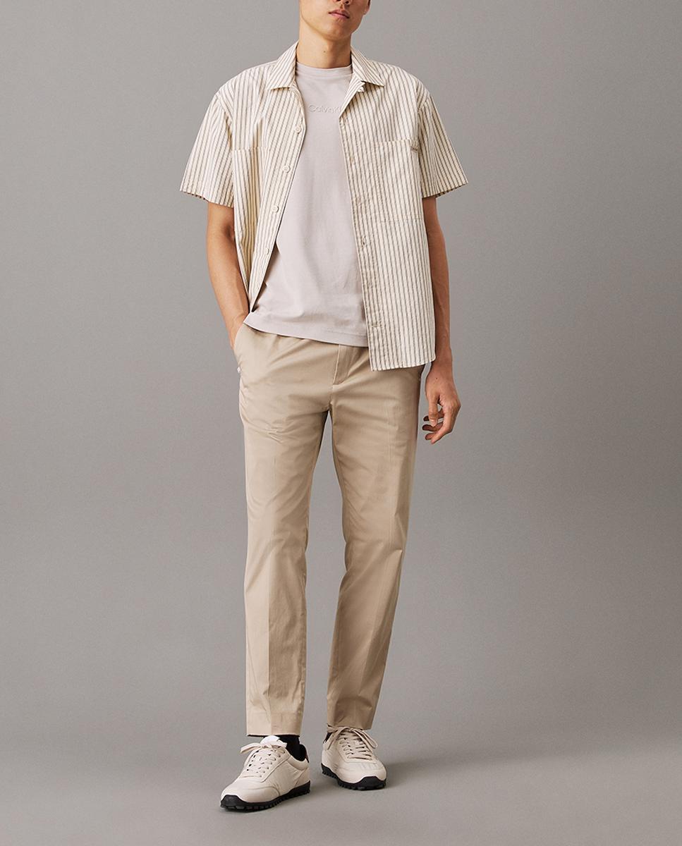 Imagen 0 de Pantalones tipo jogger satinados de hombre